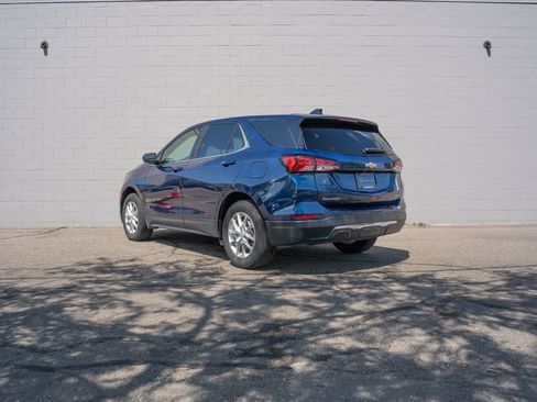 Used 2023 Chevrolet Equinox LT AWD/4WD image 3