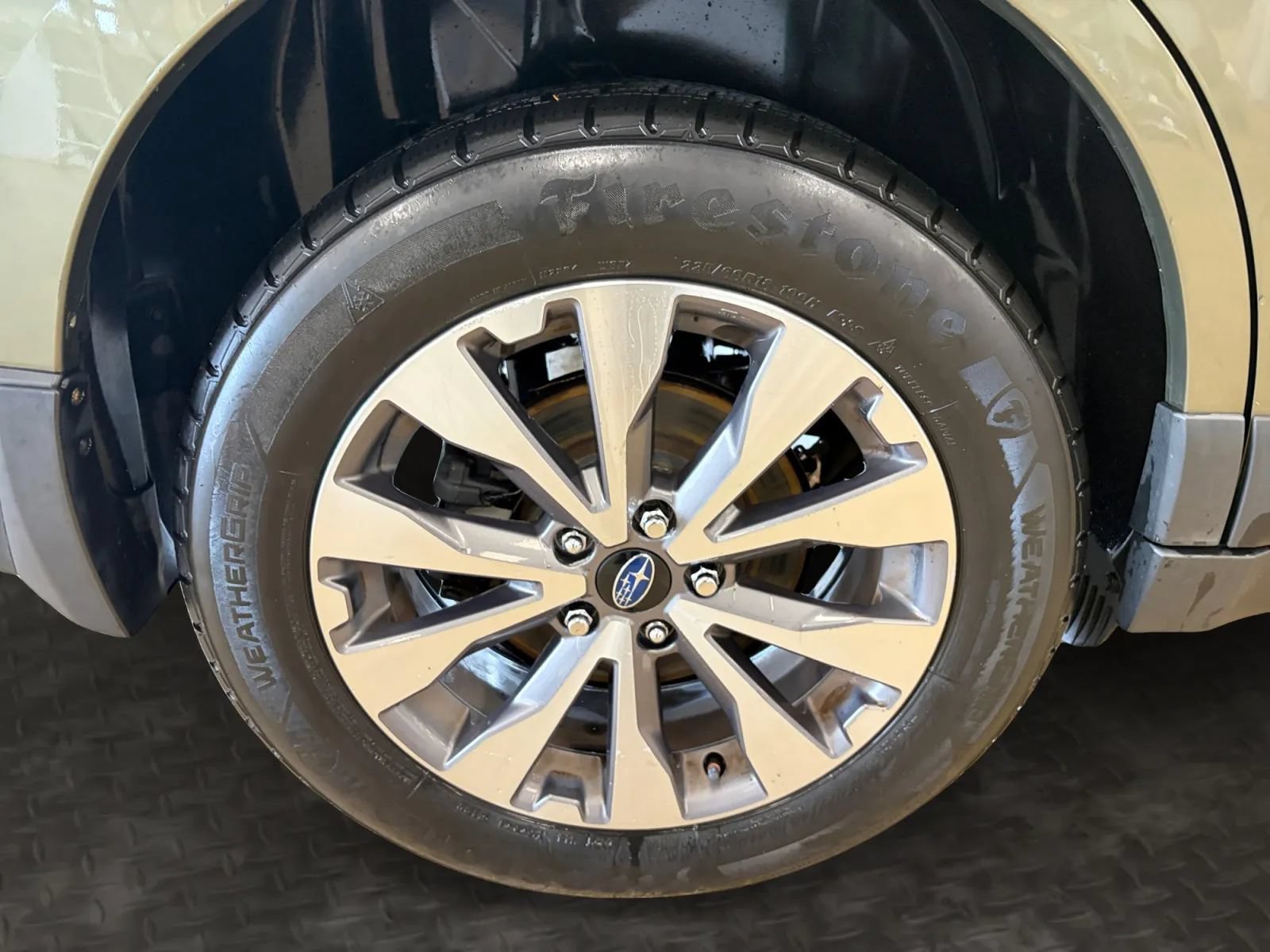 Used 2017 Subaru Outback 3.6R Touring w/ Popular Package #5A AWD/4WD image 40