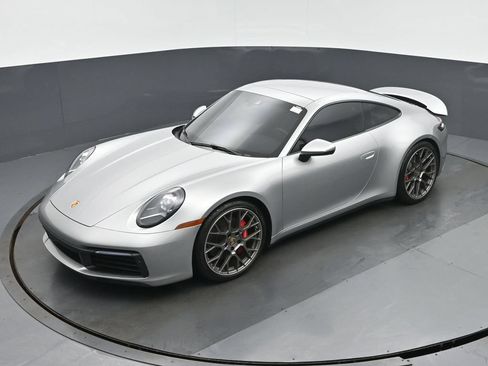 Used 2022 Porsche 911 Carrera 4S AWD/4WD image 33
