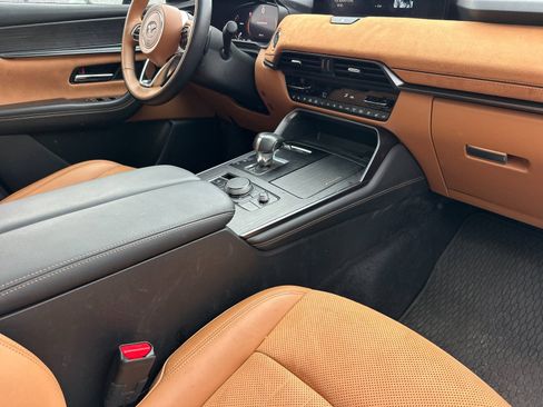 Certified 2025 MAZDA CX-70 3.3 Turbo S w/ Premium Plus image 16