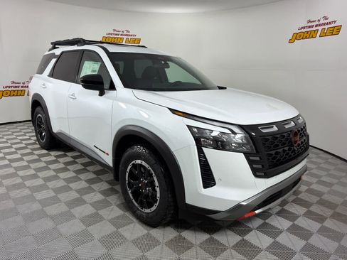 New 2026 Nissan Pathfinder Rock Creek w/ Rock Creek Premium Package image 8