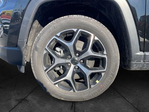 New 2026 Jeep Compass Limited image 14