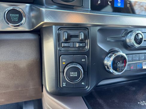 New 2025 Ford F250 King Ranch w/ Chrome Package image 31