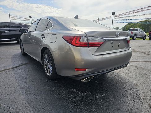 Used 2018 Lexus ES 350 w/ Premier Package FWD image 34