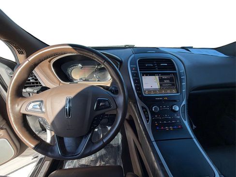 Used 2018 Lincoln MKX Reserve w/ Luxury Package image 29