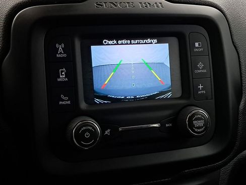 Used 2017 Jeep Renegade Trailhawk image 11