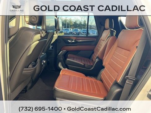 Used 2023 GMC Yukon Denali Ultimate image 17