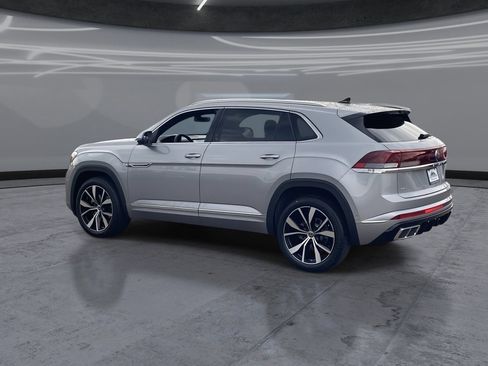 New 2026 Volkswagen Atlas Cross Sport SEL Premium R-Line AWD/4WD image 4