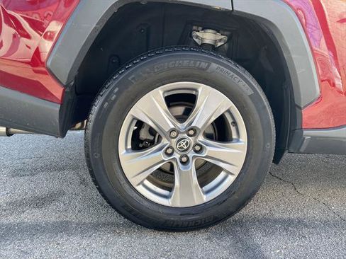 Certified 2022 Toyota RAV4 XLE w/ Convenience Package AWD/4WD image 12