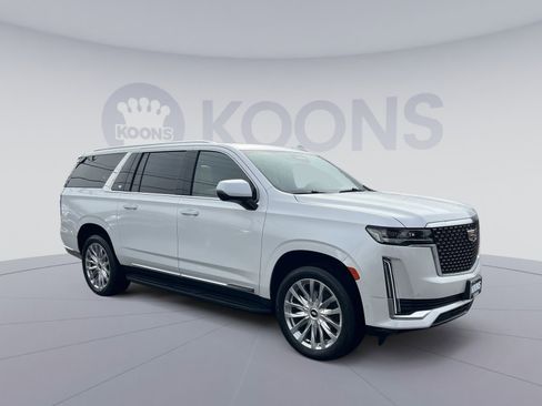 Used 2024 Cadillac Escalade ESV Premium Luxury image 10