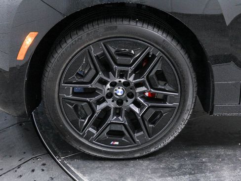 New 2026 BMW iX xDrive60 w/ M Sport Package image 9