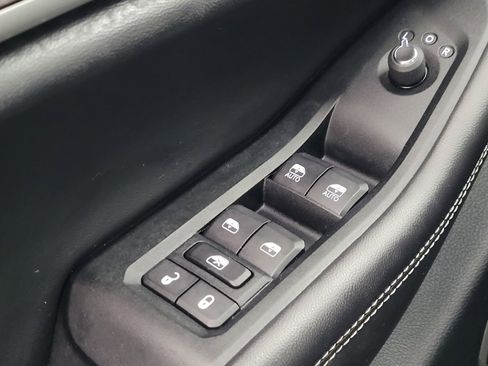 Used 2021 Jeep Grand Cherokee L Limited image 27