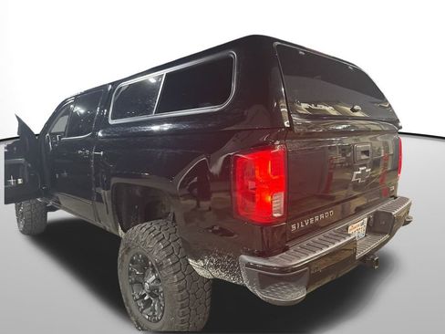 Used 2018 Chevrolet Silverado 1500 LTZ Z71 w/ LTZ Plus Package image 18