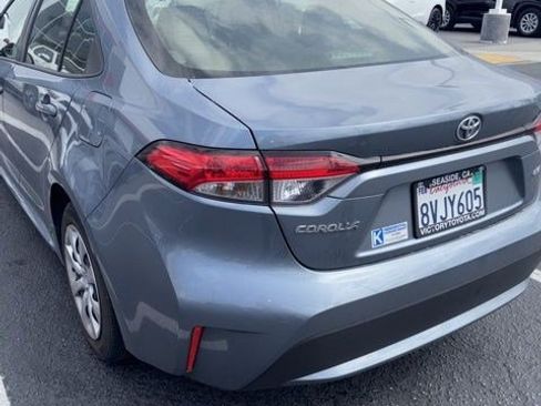 Used 2021 Toyota Corolla LE w/ Carpet Mat Package (TMS) FWD image 5
