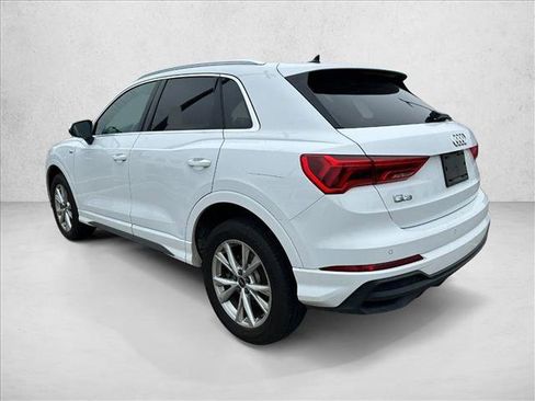 Used 2025 Audi Q3 2.0T Premium image 8