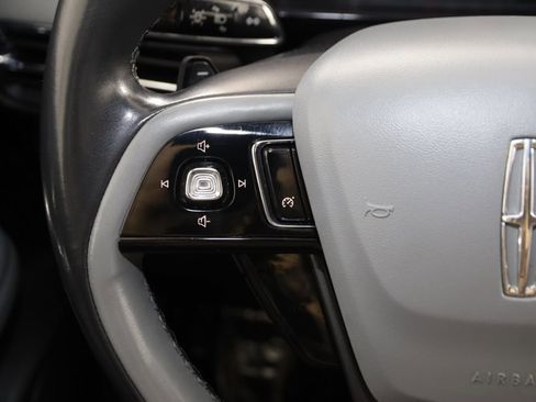 Used 2021 Lincoln Corsair Standard image 29