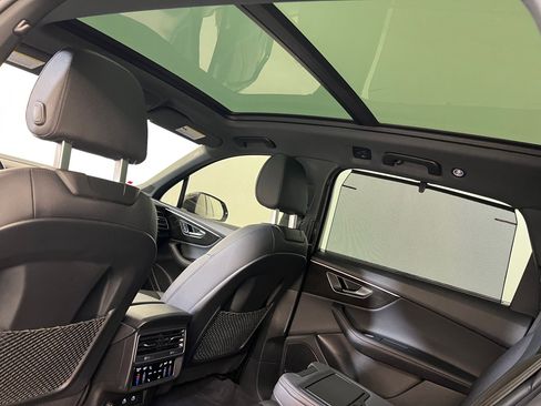 Used 2023 Audi Q7 3.0T Prestige w/ Prestige Package image 33