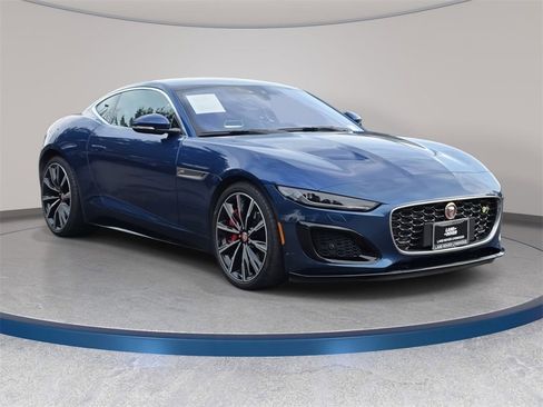 Used 2021 Jaguar F-TYPE R image 4