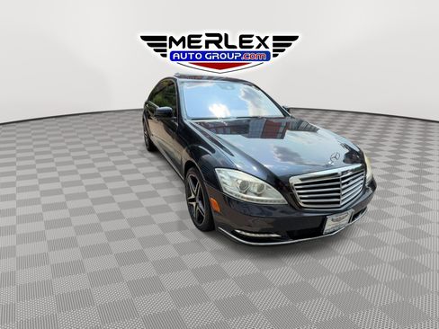 Used 2010 Mercedes-Benz S 550 image 2