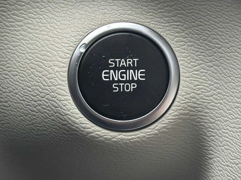 New 2026 Volvo XC40 B5 Ultra w/ Climate Package image 29