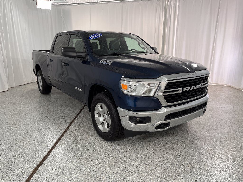 Used 2022 RAM 1500 Big Horn AWD/4WD image 12