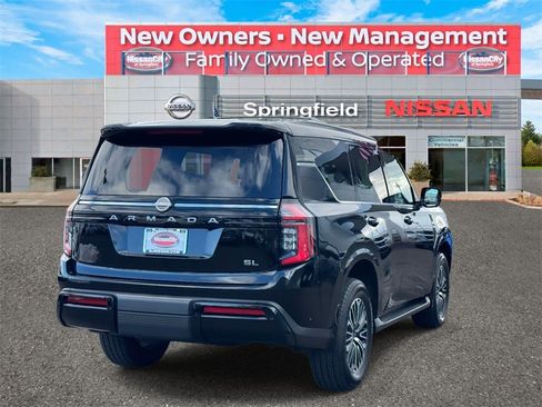 Certified 2025 Nissan Armada SL w/ Captain's Chari Seat Package image 5