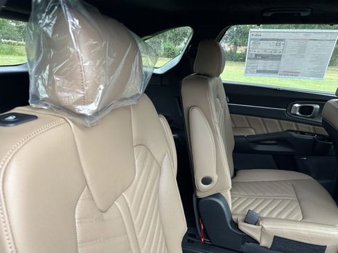 New 2026 Kia Sorento SX Prestige w/ Olive Brown Leather Package image 22