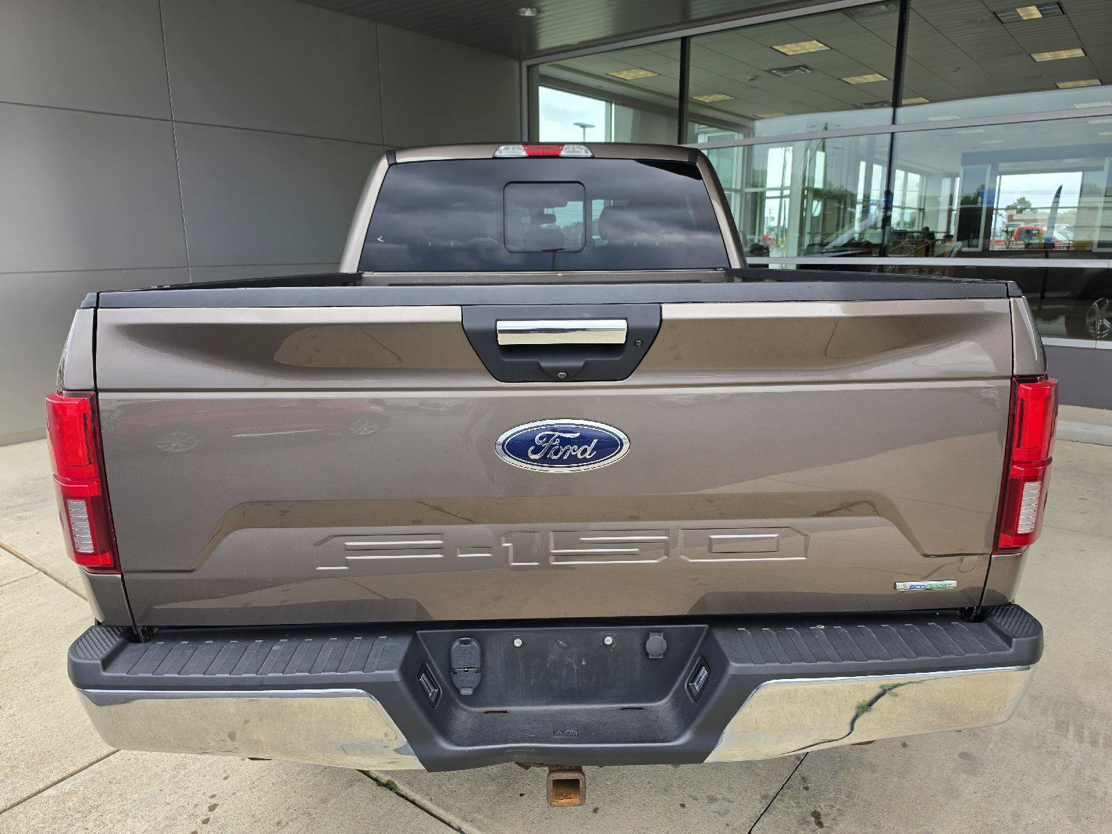Used 2020 Ford F150 XLT w/ Equipment Group 302A Luxury AWD/4WD image 3