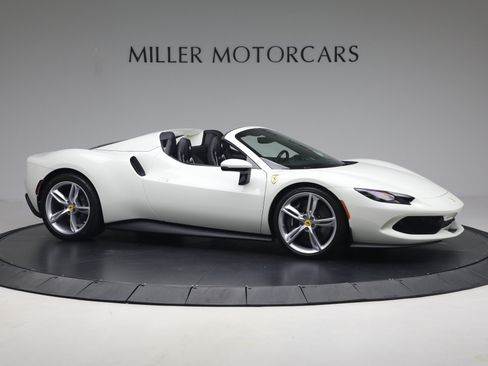 Used 2025 Ferrari 296 GTS RWD image 10