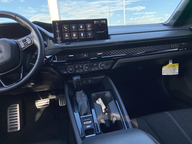 Used 2023 Honda Accord Sport image 15