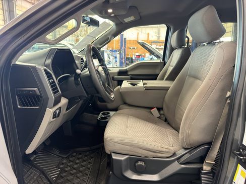 Used 2017 Ford F150 XLT AWD/4WD image 14