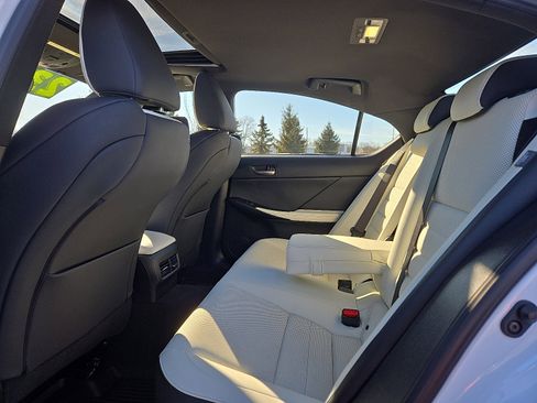 Certified 2023 Lexus IS 350 F Sport image 11