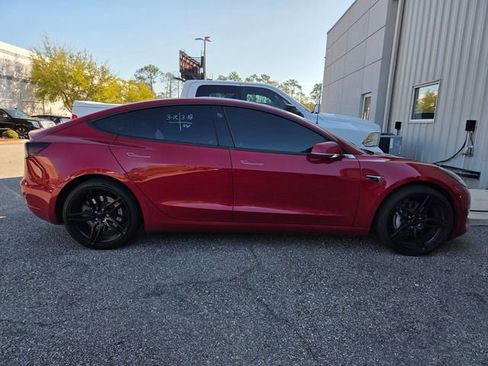 Used 2018 Tesla Model 3 Long Range image 4