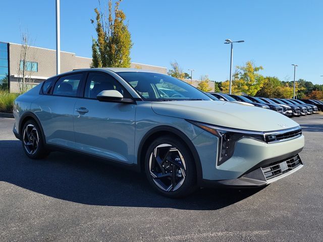 New 2026 Kia K4 EX FWD image 3