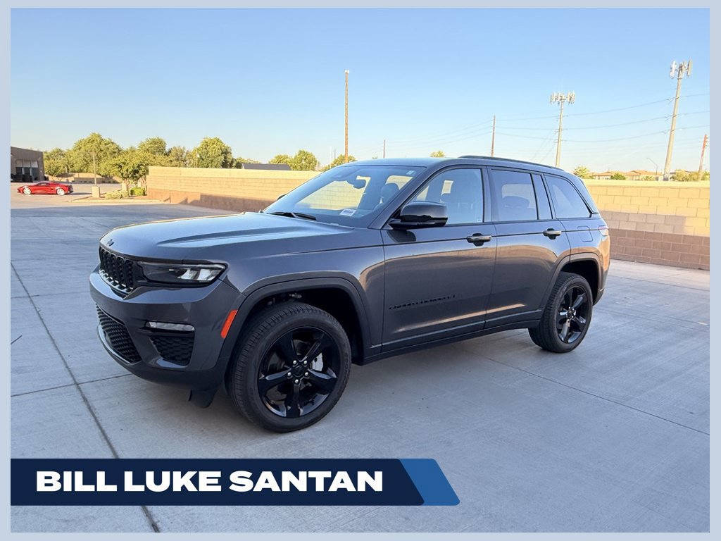 Used 2025 Jeep Grand Cherokee Limited w/ Black Appearance Package RWD 360° Tour