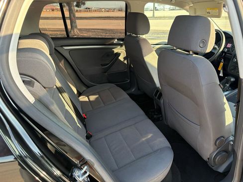 Used 2006 Volkswagen Rabbit 4-Door image 14
