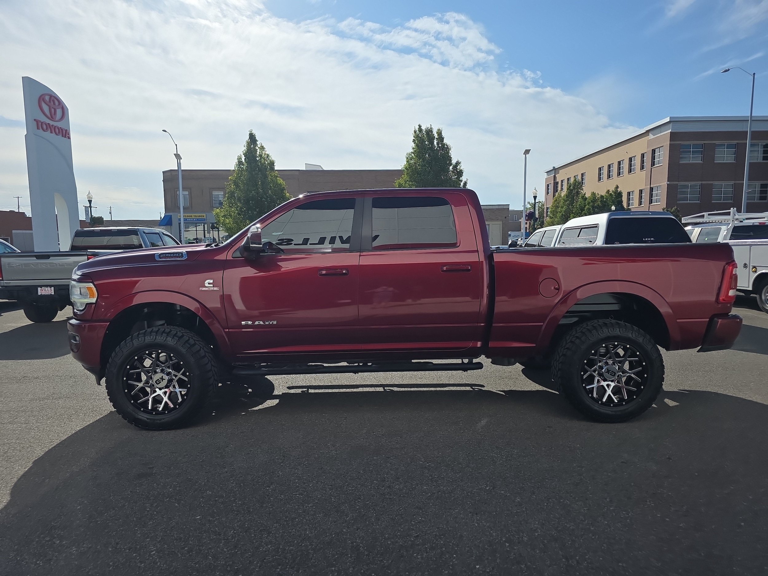Used 2019 RAM 2500 Laramie AWD/4WD image 5