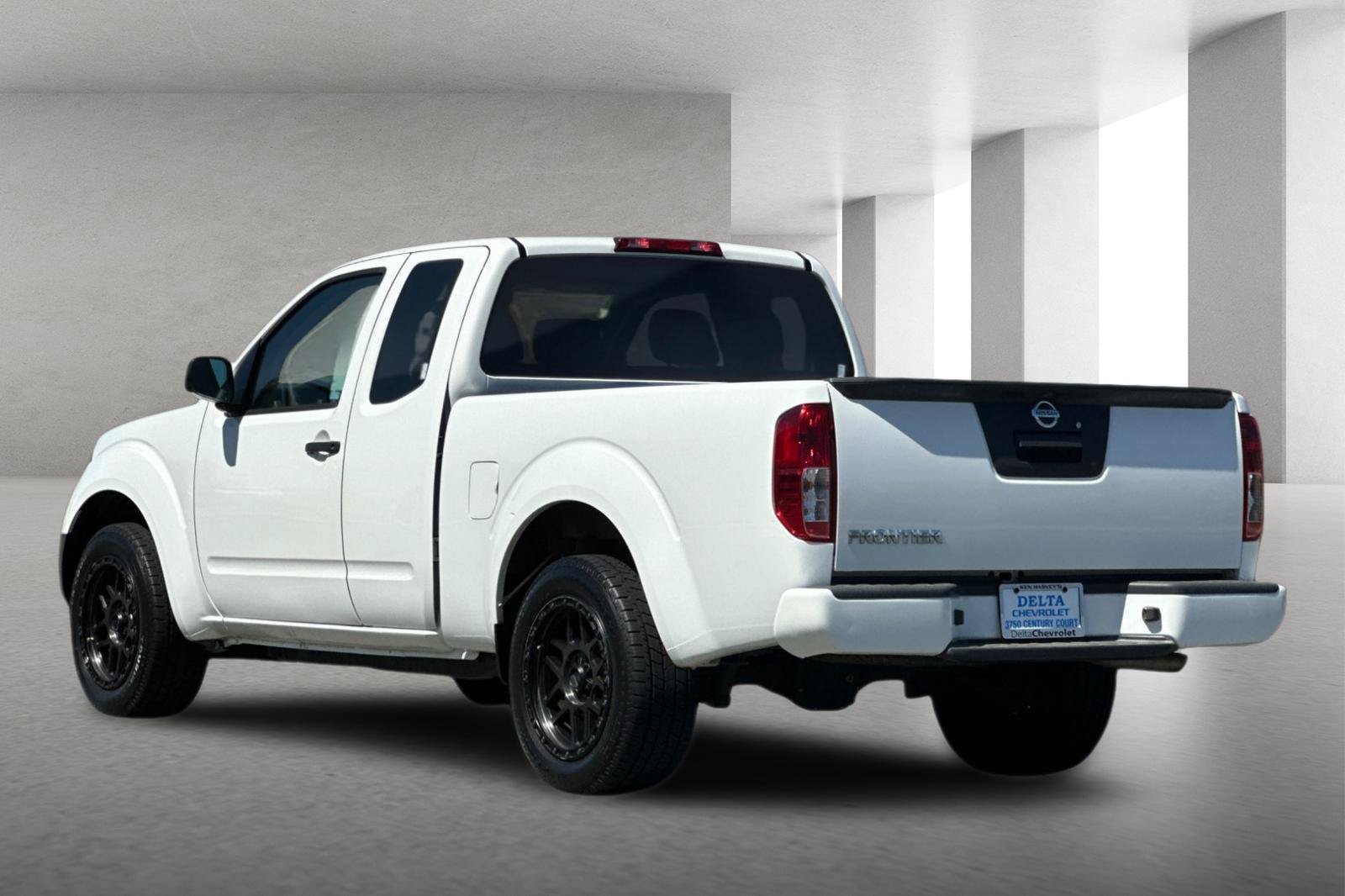 Used 2019 Nissan Frontier S RWD image 6