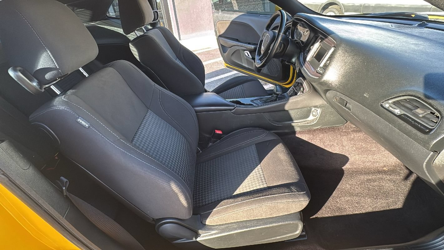 Used 2017 Dodge Challenger SXT RWD image 15