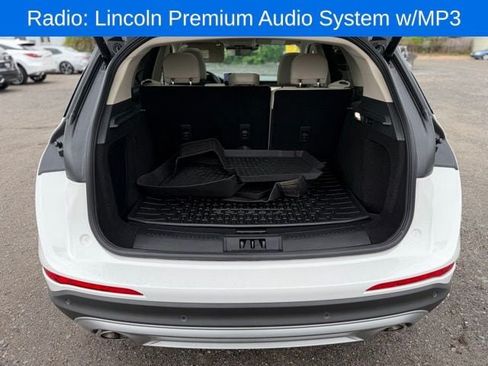 Used 2025 Lincoln Corsair Reserve AWD/4WD image 11