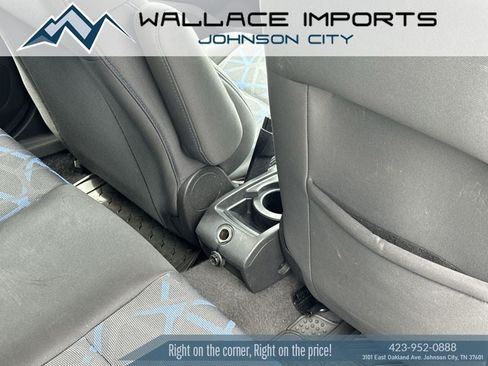 Used 2012 Ford Fiesta SES FWD image 36