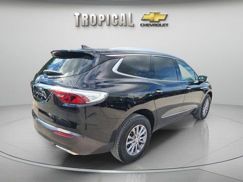 Used 2024 Buick Enclave Essence w/ Technology Package image 5