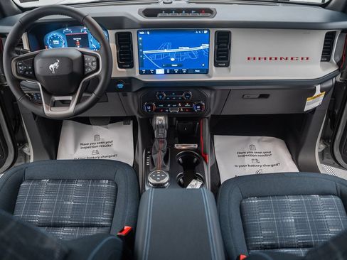 New 2026 Ford Bronco Heritage Edition AWD/4WD image 22