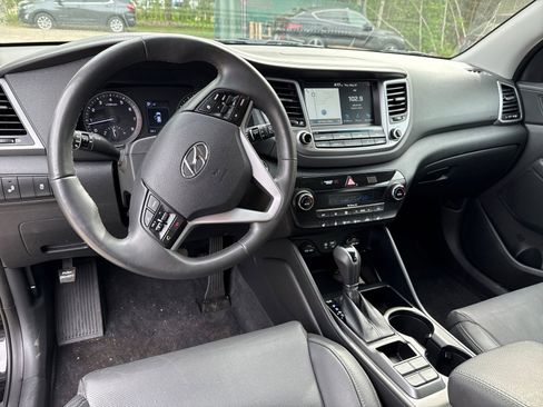 Used 2018 Hyundai Tucson Limited AWD/4WD image 13