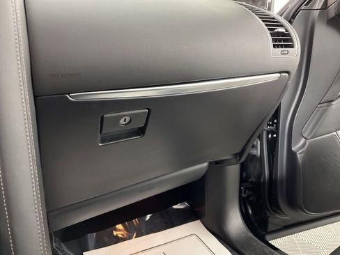 Used 2024 Nissan Armada Platinum w/ Captain's Chairs Package image 40