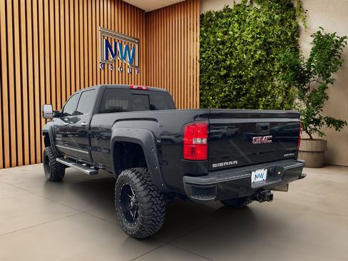 Used 2016 GMC Sierra 3500 Denali w/ Duramax Plus Package AWD/4WD image 32