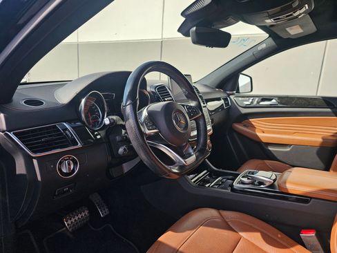 Used 2019 Mercedes-Benz GLE 43 AMG 4MATIC Coupe image 5