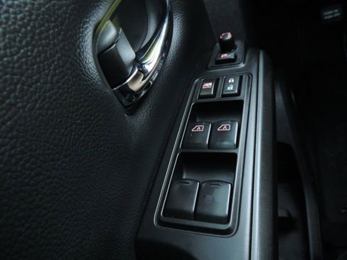 Certified 2024 Nissan Titan PRO-4X w/ Pro-4x Convenience Package image 29