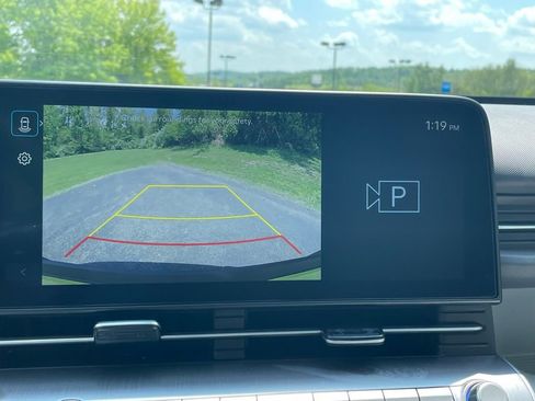 Used 2025 Hyundai Kona SEL AWD/4WD image 35