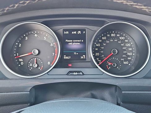 Used 2021 Volkswagen Tiguan SE R-Line image 34